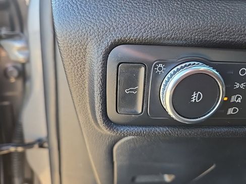 Used 2021 Ford Explorer Limited w/ Equipment Group 301A image 37