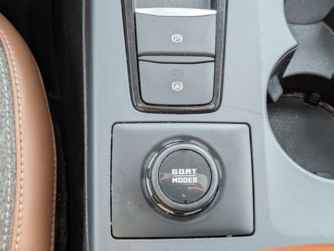 Certified 2021 Ford Bronco Sport Outer Banks w/ Outer Banks Package AWD/4WD image 32