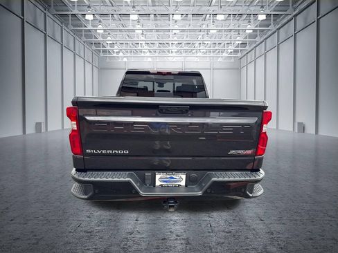 Used 2022 Chevrolet Silverado 1500 ZR2 w/ Technology Package AWD/4WD image 9