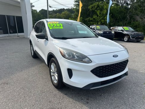 Used 2022 Ford Escape SE AWD/4WD image 7
