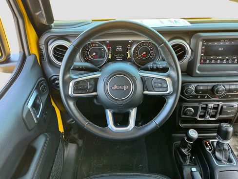 Used 2021 Jeep Wrangler Unlimited Sahara image 21