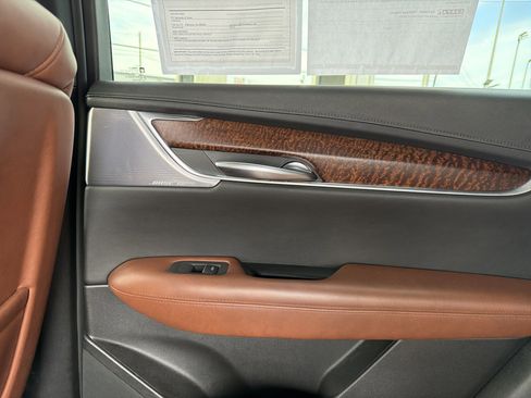 Used 2020 Cadillac XT5 Premium Luxury image 26