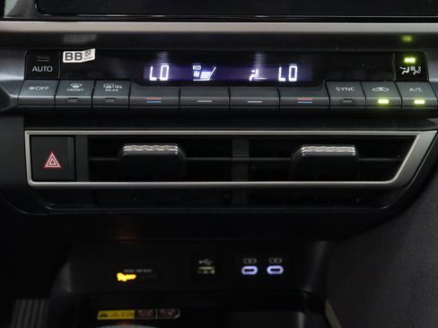 Certified 2025 Toyota Camry LE FWD image 19