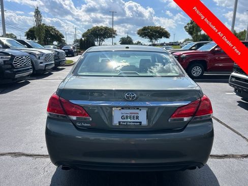 Used 2011 Toyota Avalon FWD image 18