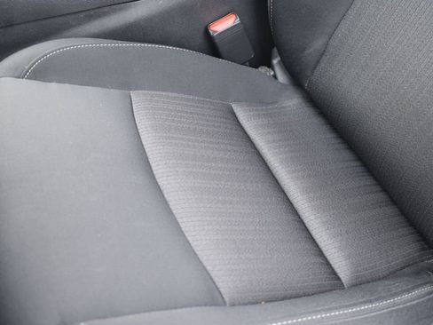 Used 2025 Nissan Altima 2.5 SV image 11