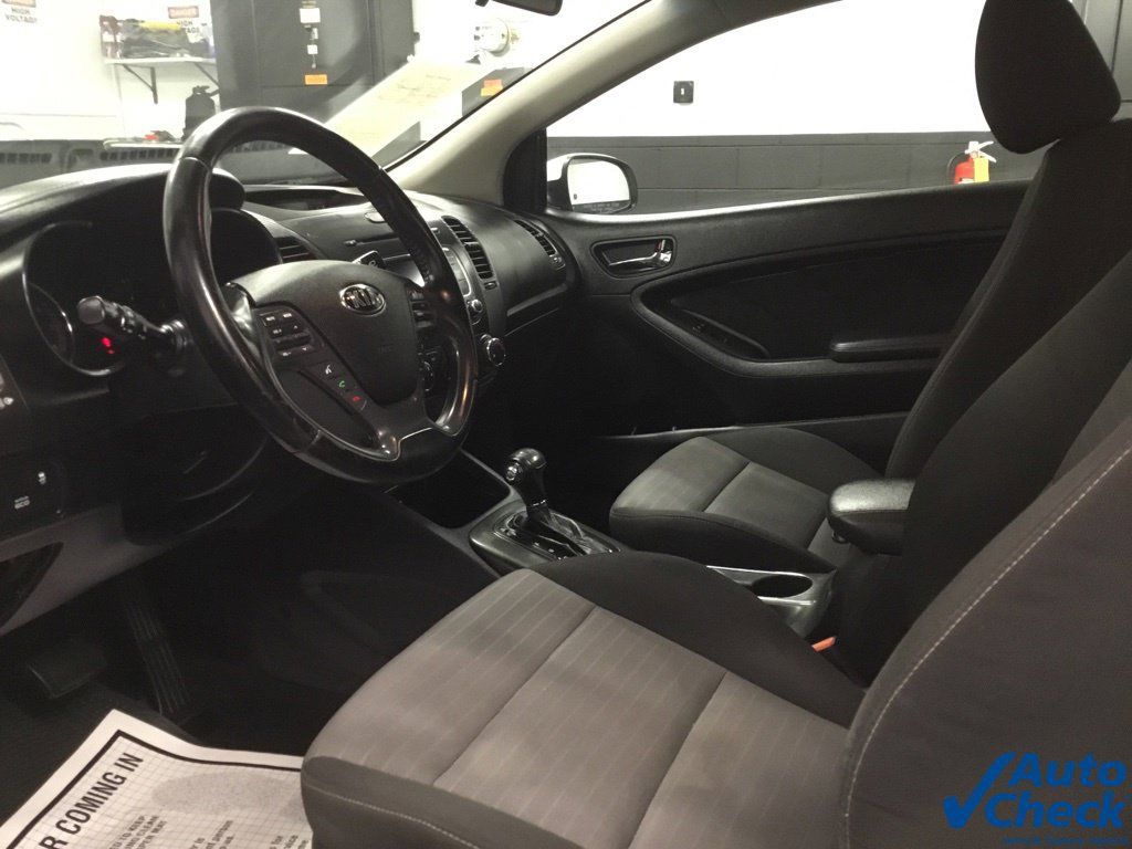 Used 2015 Kia Forte Koup EX FWD image 20