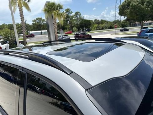 Used 2025 Kia Telluride SX Prestige X-Line AWD/4WD image 3