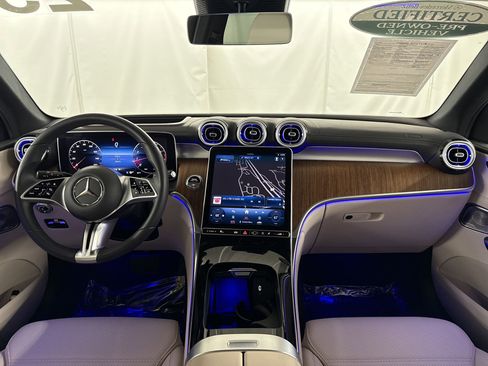 Certified 2023 Mercedes-Benz GLC 300 image 15