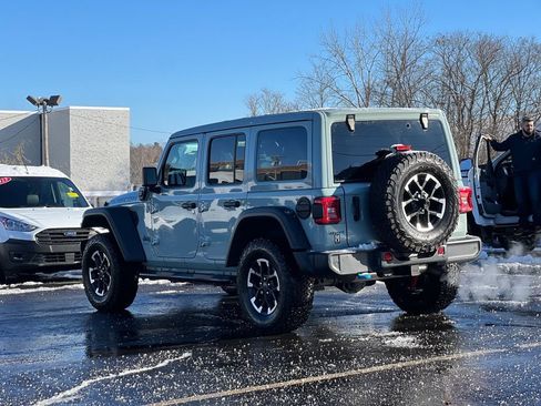 Used 2024 Jeep Wrangler Unlimited Rubicon 4xe w/ Technology Group image 5