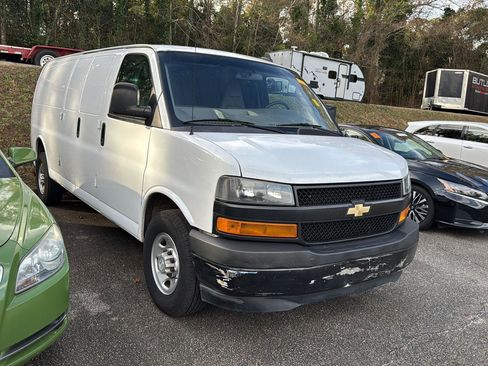 Used 2020 Chevrolet Express 2500 2500 Cargo Extended w/ Driver Convenience Package image 4