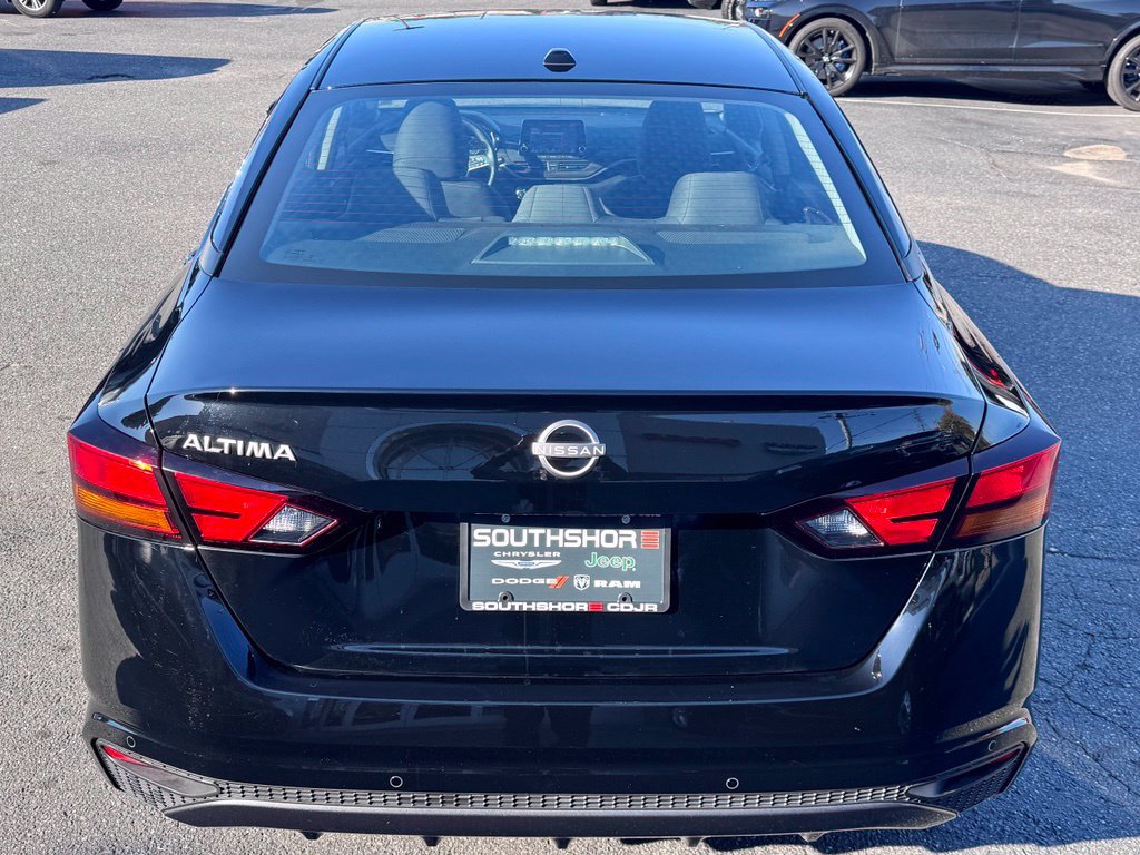 Used 2026 Nissan Altima 2.5 SV FWD image 6