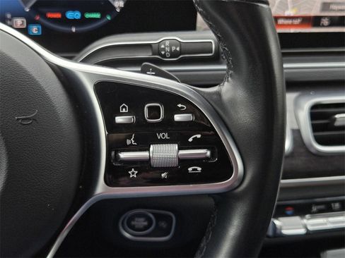 Used 2023 Mercedes-Benz GLS 450 4MATIC image 25