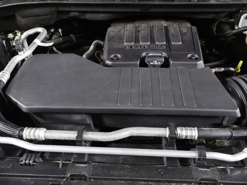Used 2023 Chevrolet Silverado 1500 LT Trail Boss w/ Protection Package AWD/4WD image 15