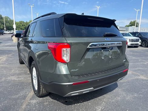 Used 2023 Ford Explorer XLT w/ Equipment Group 202A AWD/4WD image 9