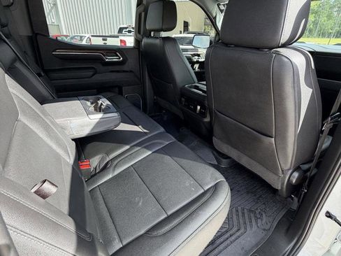 Used 2022 Chevrolet Silverado 1500 LT Trail Boss w/ LT Trail Boss Premium Package image 17