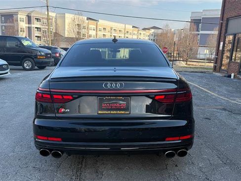 Used 2020 Audi S8 L image 6