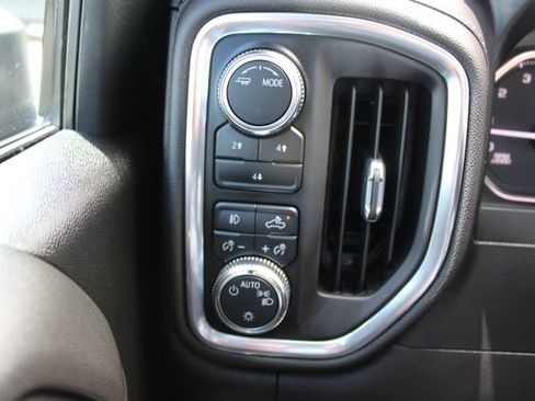 Used 2022 GMC Sierra 2500 SLE w/ SLE Convenience Package AWD/4WD image 25