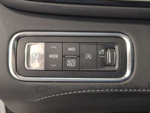 Used 2026 Buick Enclave Sport Touring AWD/4WD image 10