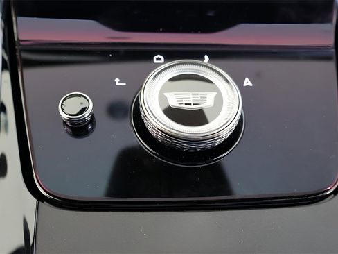 New 2025 Cadillac Escalade IQ Luxury 2 image 27