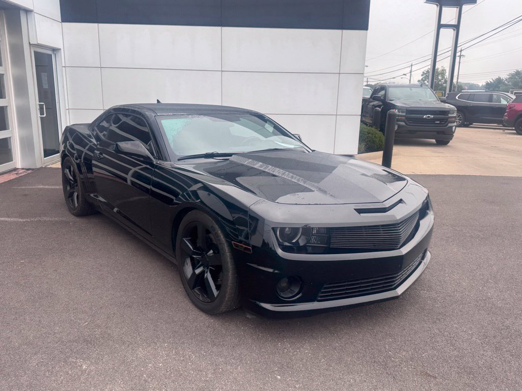 Used 2013 Chevrolet Camaro SS w/ RS Package RWD image 8
