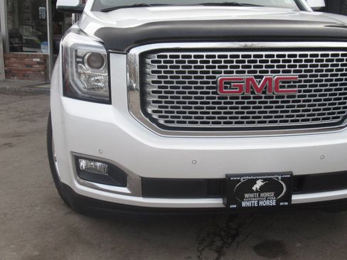 Used 2017 GMC Yukon Denali w/ Open Road Package AWD/4WD image 3