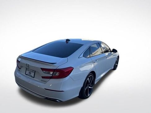 Used 2022 Honda Accord Sport image 3