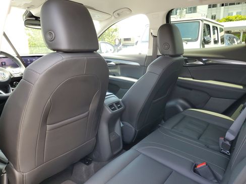 Used 2024 Buick Envision Preferred AWD/4WD image 11