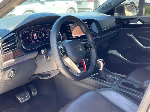 Used 2024 Volkswagen Jetta GLI Autobahn image 18