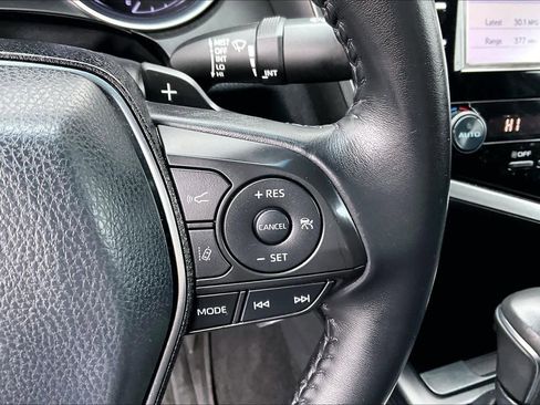 Certified 2018 Toyota Camry SE w/ Protection Package (Q2) image 22