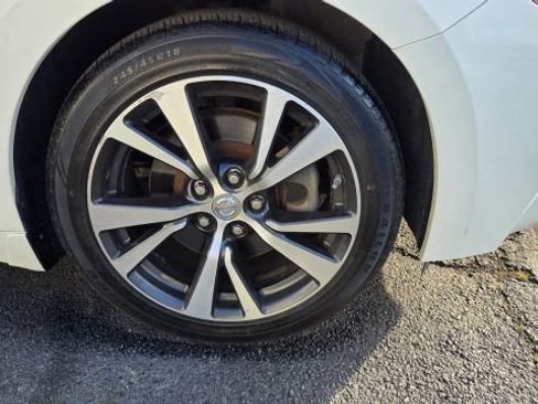 Used 2017 Nissan Maxima 3.5 S FWD image 13