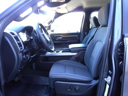 Certified 2024 RAM 1500 Big Horn AWD/4WD image 6