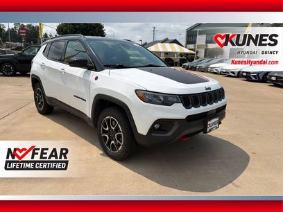 Used 2025 Jeep Compass Trailhawk