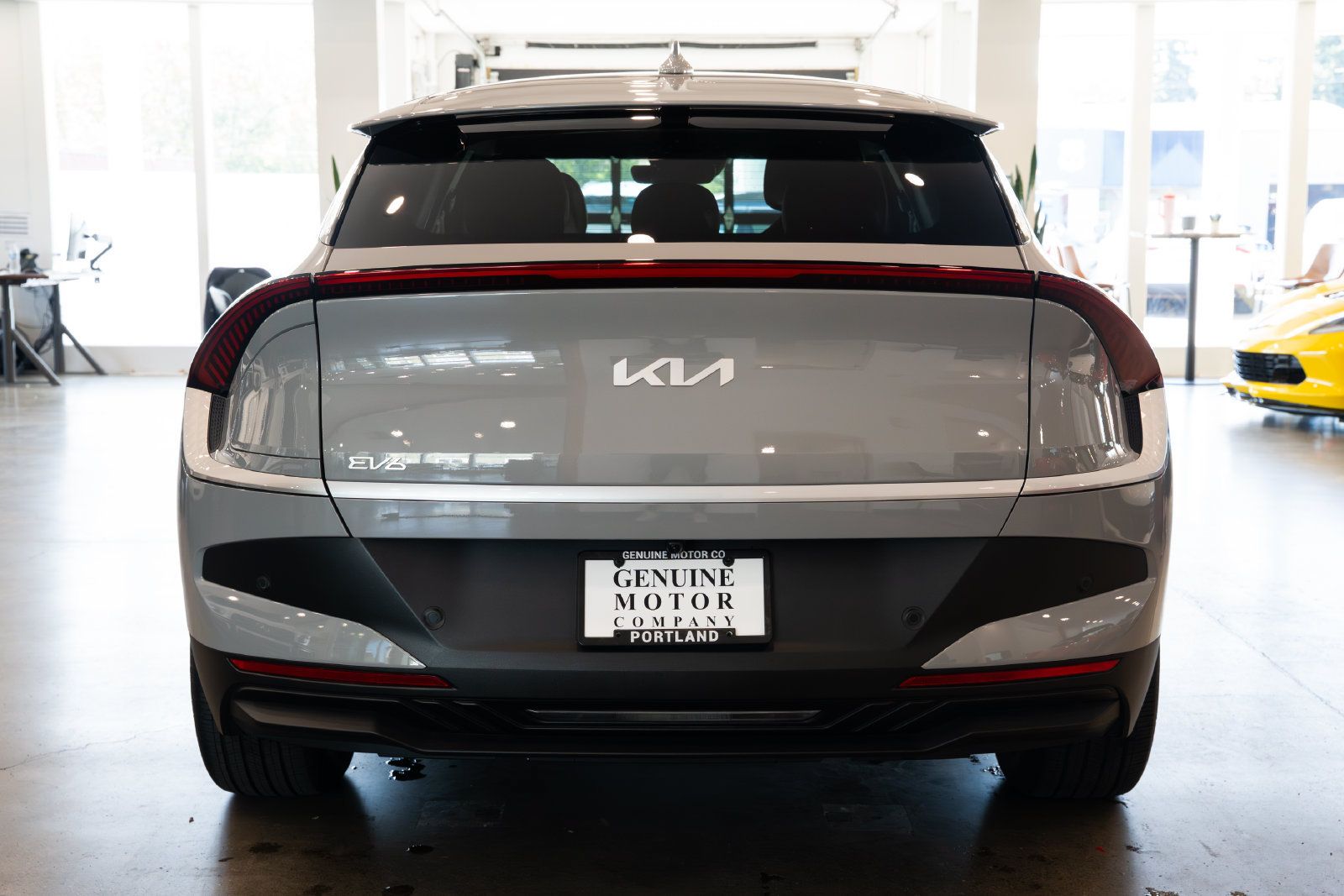 Used 2025 Kia EV6 Light AWD/4WD image 5
