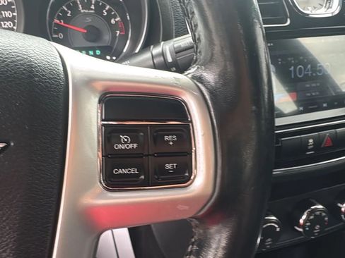 Used 2013 Chrysler 200 Touring w/ S Exterior Appearance Pkg FWD image 16