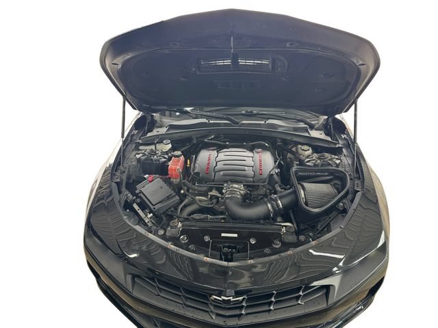 Used 2021 Chevrolet Camaro LT RWD image 16