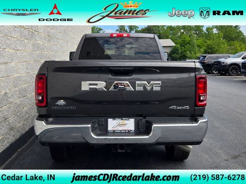 Used 2025 RAM 2500 Big Horn AWD/4WD image 4