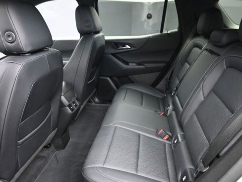 Used 2025 Chevrolet Equinox LT w/ Convenience Package II AWD/4WD image 10