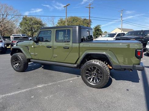 Used 2021 Jeep Gladiator Overland w/ Popular Equipment Package image 12