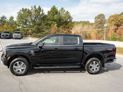 New 2025 Ford Ranger Lariat w/ FX4 Off-Road Package AWD/4WD image 5