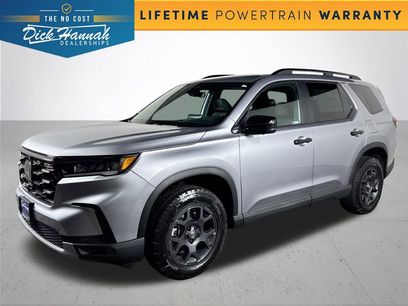 New 2025 Honda Pilot TrailSport