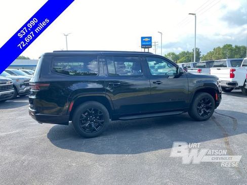 Used 2024 Jeep Wagoneer Series II AWD/4WD image 10