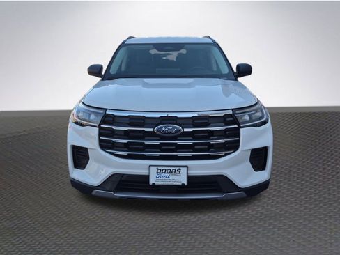 New 2026 Ford Explorer Active image 3
