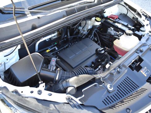 Used 2020 Buick Encore Essence FWD image 37