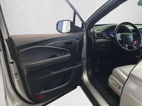Used 2023 Honda Passport EX-L image 14