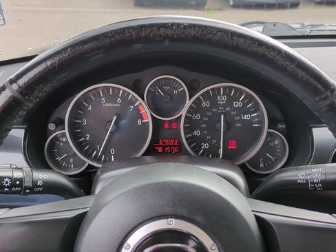 Used 2015 MAZDA MX-5 Miata Sport image 15