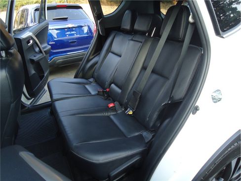 Used 2015 Toyota RAV4 Limited w/ Technology Package AWD/4WD image 14