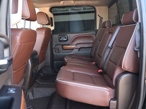 Used 2019 Chevrolet Silverado 3500 High Country w/ Duramax Plus Package image 19