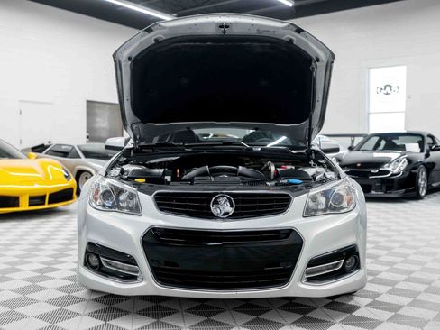 Used 2015 Chevrolet SS RWD image 98