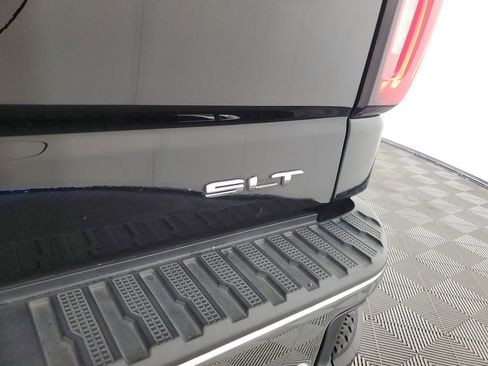 Used 2023 GMC Sierra 1500 SLT w/ SLT Premium Plus Package image 31