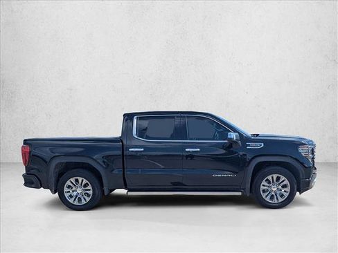 Used 2023 GMC Sierra 1500 Denali AWD/4WD image 4